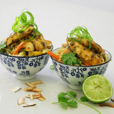Red curry chicken egg fried noodles