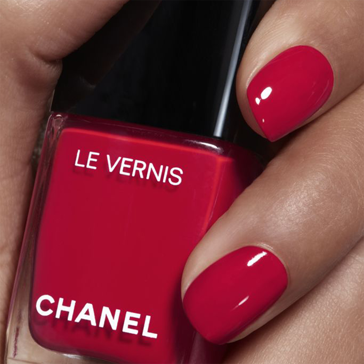 CHANEL LE VERNIS Longwear Nail Colour CHANEL LE VERNIS Longwear Nail Colour