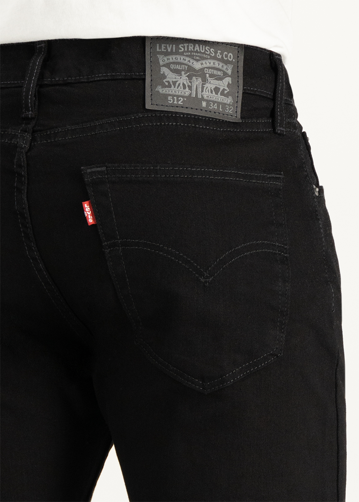 512™ Slim Tapered Fit Jeans 