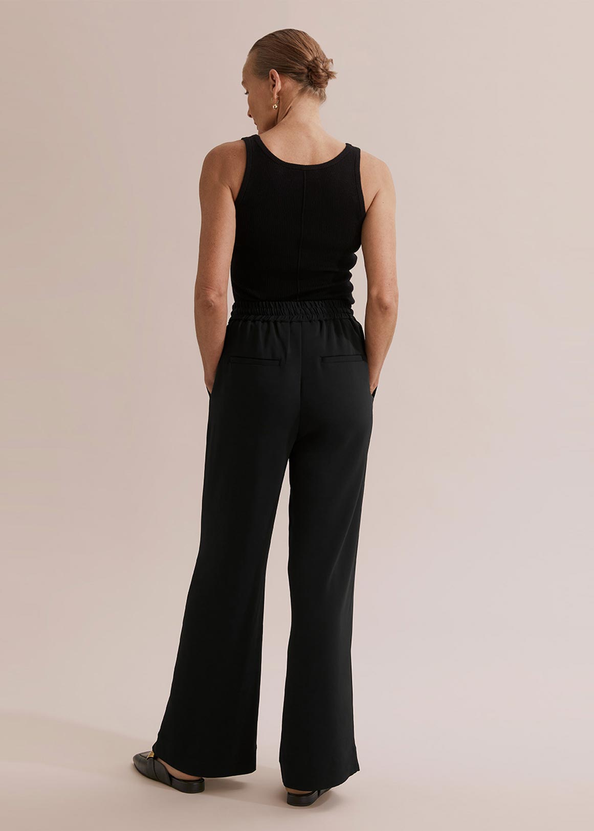 505862262_BLACK_back.jpg