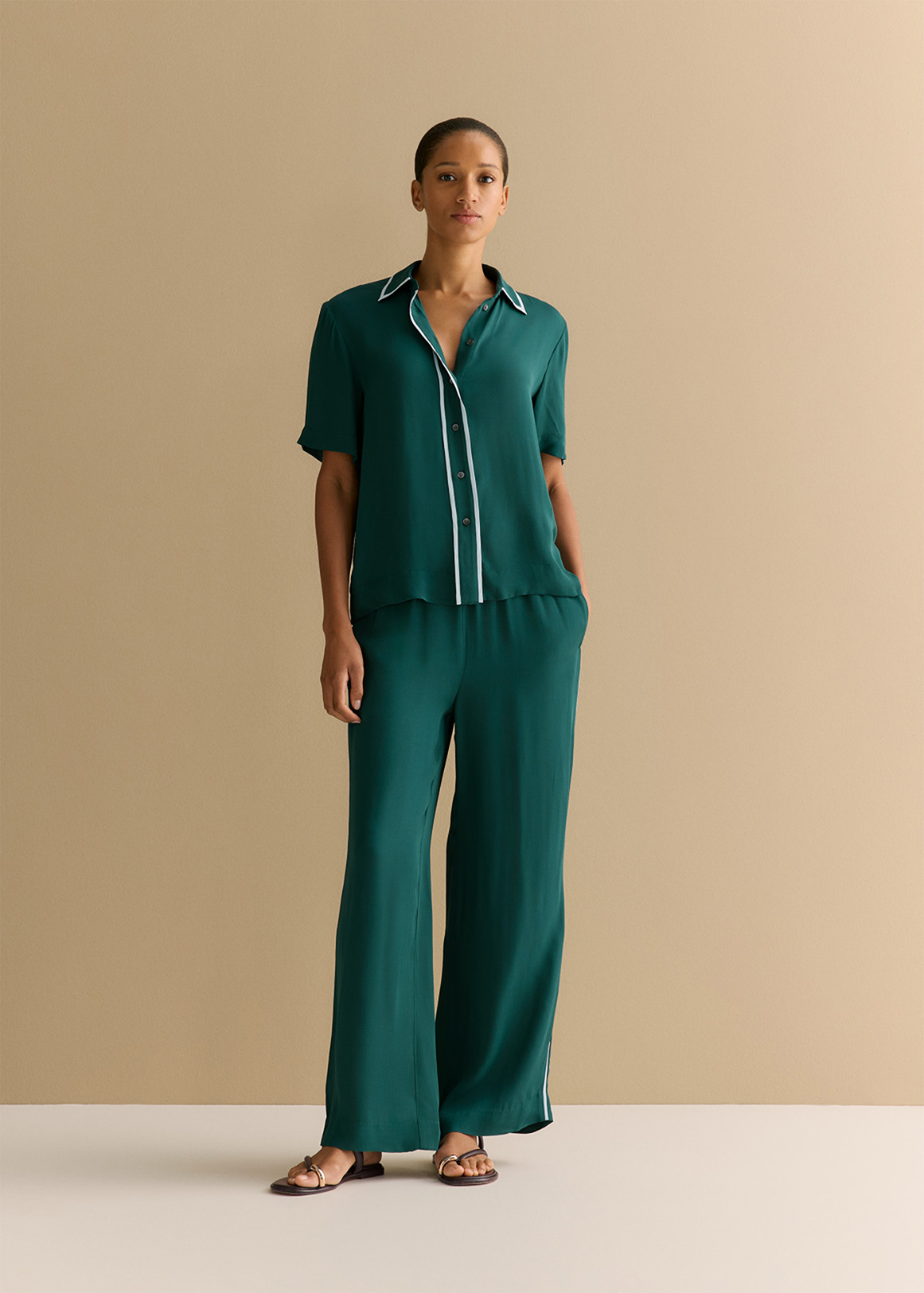 Crepe Piping Detail Pull On Pant | Woolworths.co.za