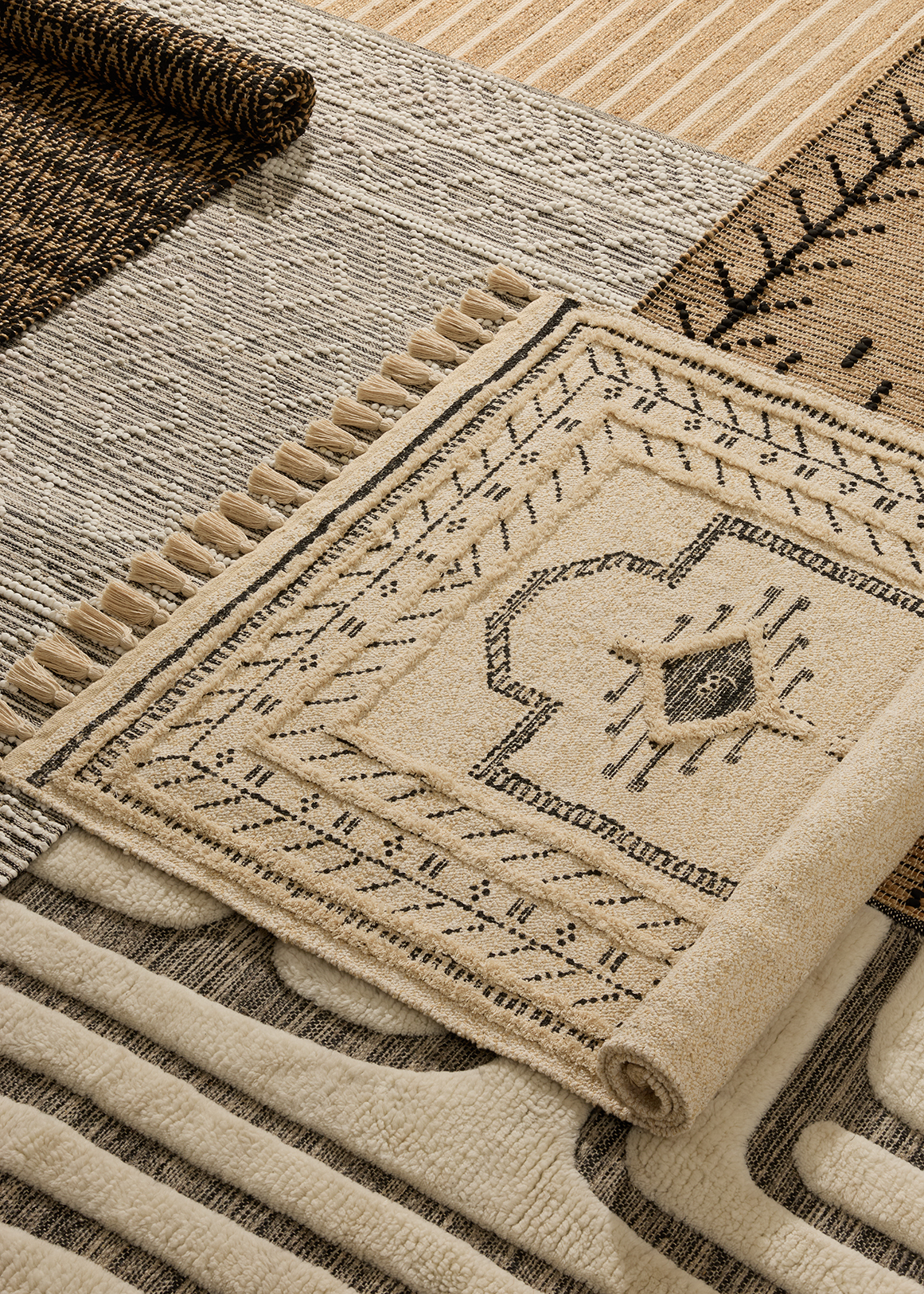 Benti Cotton Rug 120x180cm | Woolworths.co.za