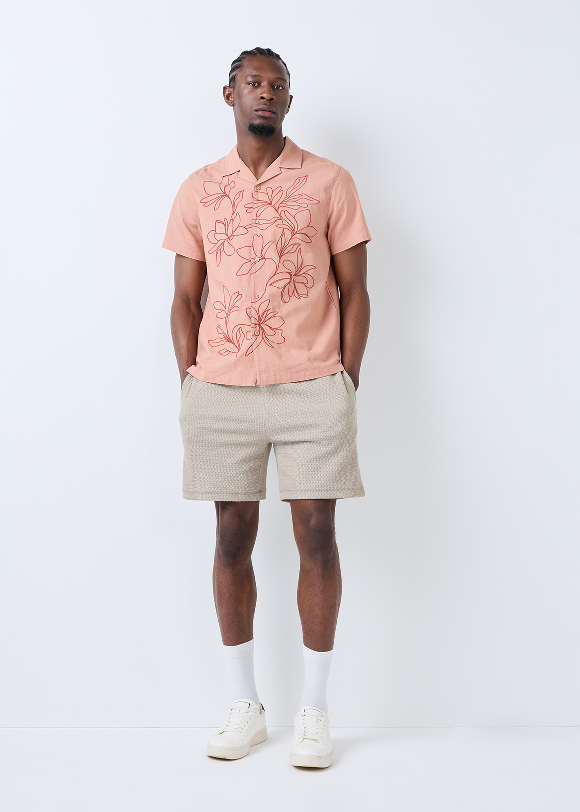 clore+ レディワークシャツ Floral Embroidered Revere Collar Cotton Shirt | Woolworths.co.za