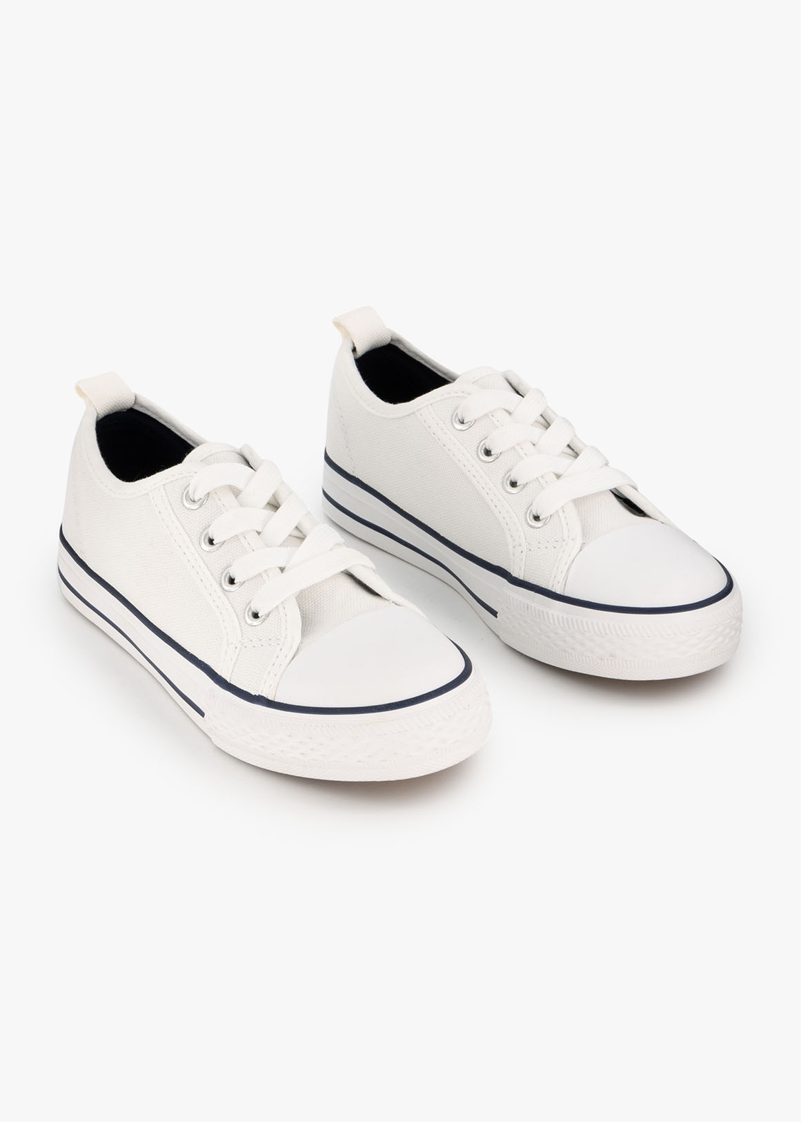 womens size 12 white canvas shoes