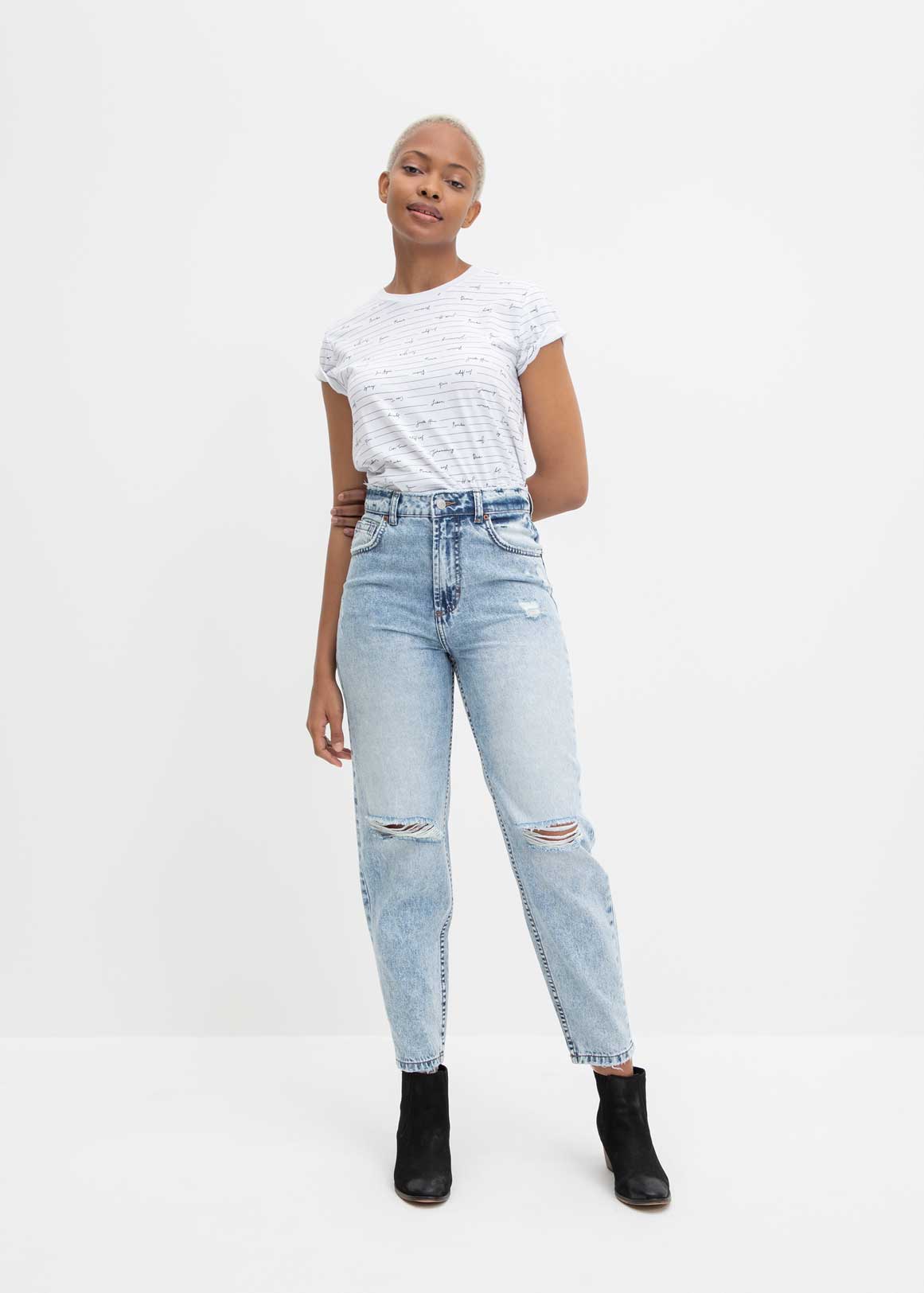 Ripped Ultra High Rise Mom Jeans 