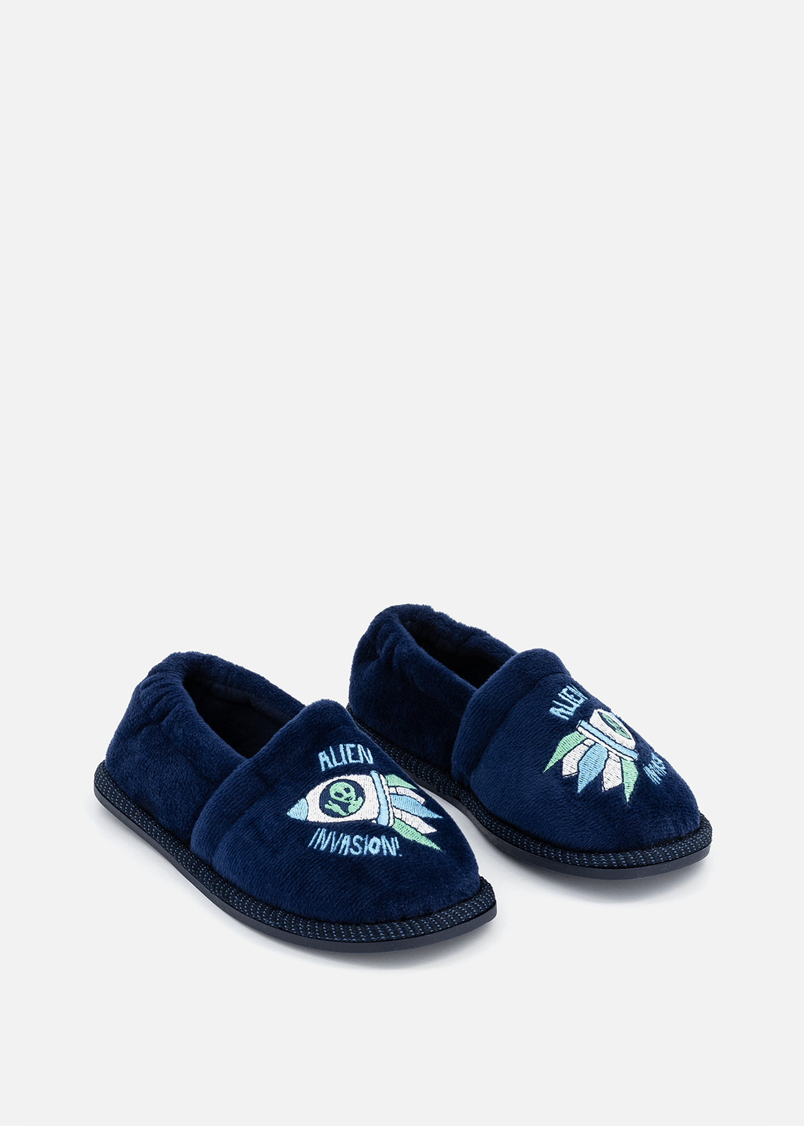 Boys slippers sales size 13