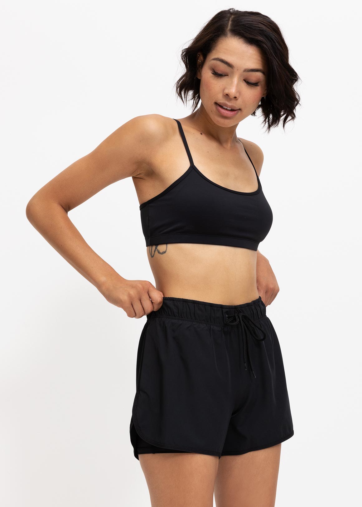 RUNNING BARE SCOOP IT UP SPORTS BRA DOVE BLACK – Lizzy's This n That