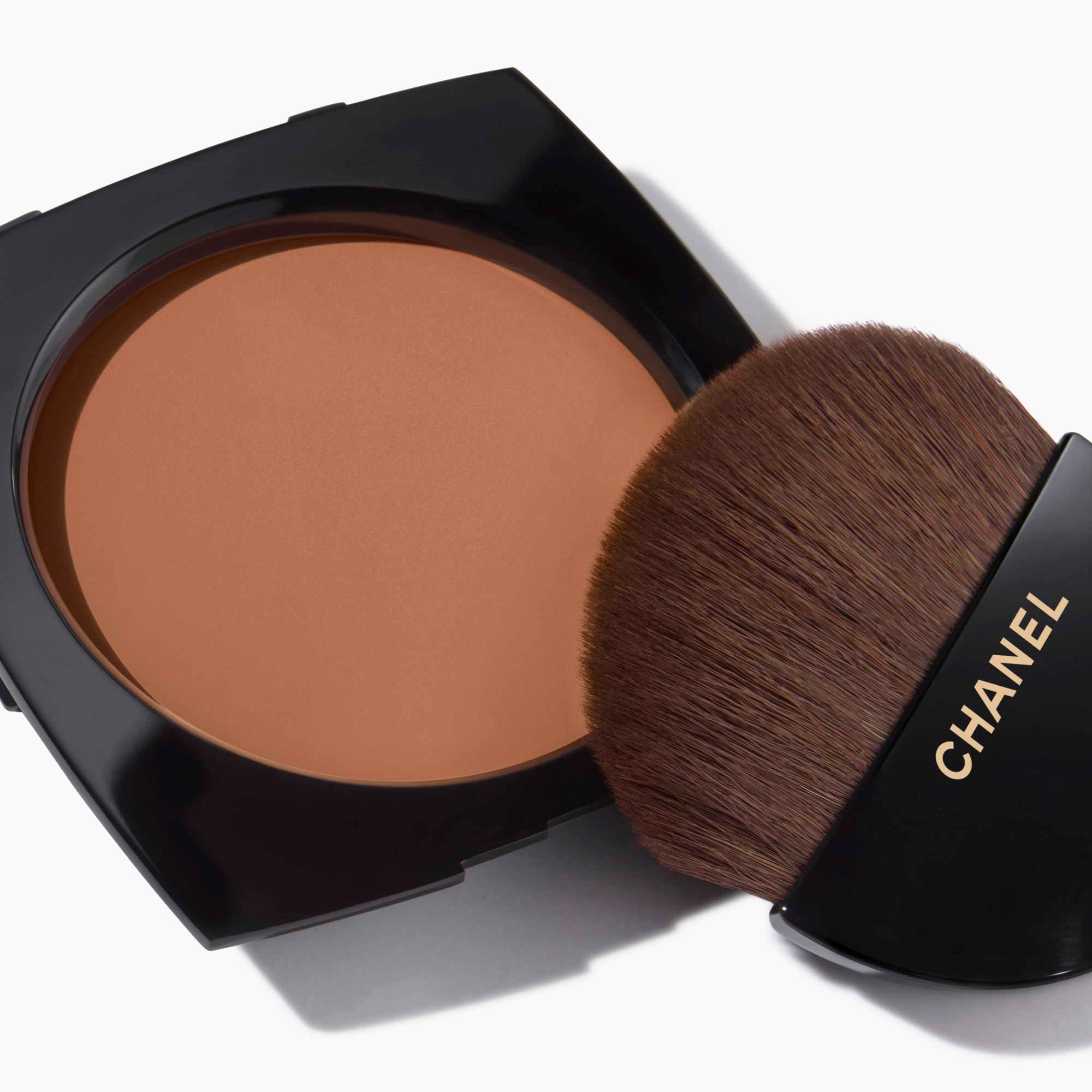 CHANEL LES BEIGES B20 フェイスパウダー レ ベージュ ヘルシー グロウ