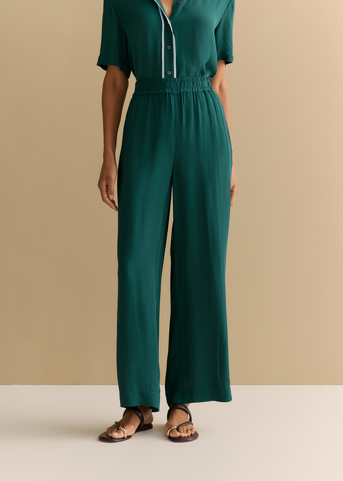 CREPE WEAVE SETUP PANTS Lサイズ MASH STORE Crepe Piping Detail Pull On Pant | Woolworths.co.za