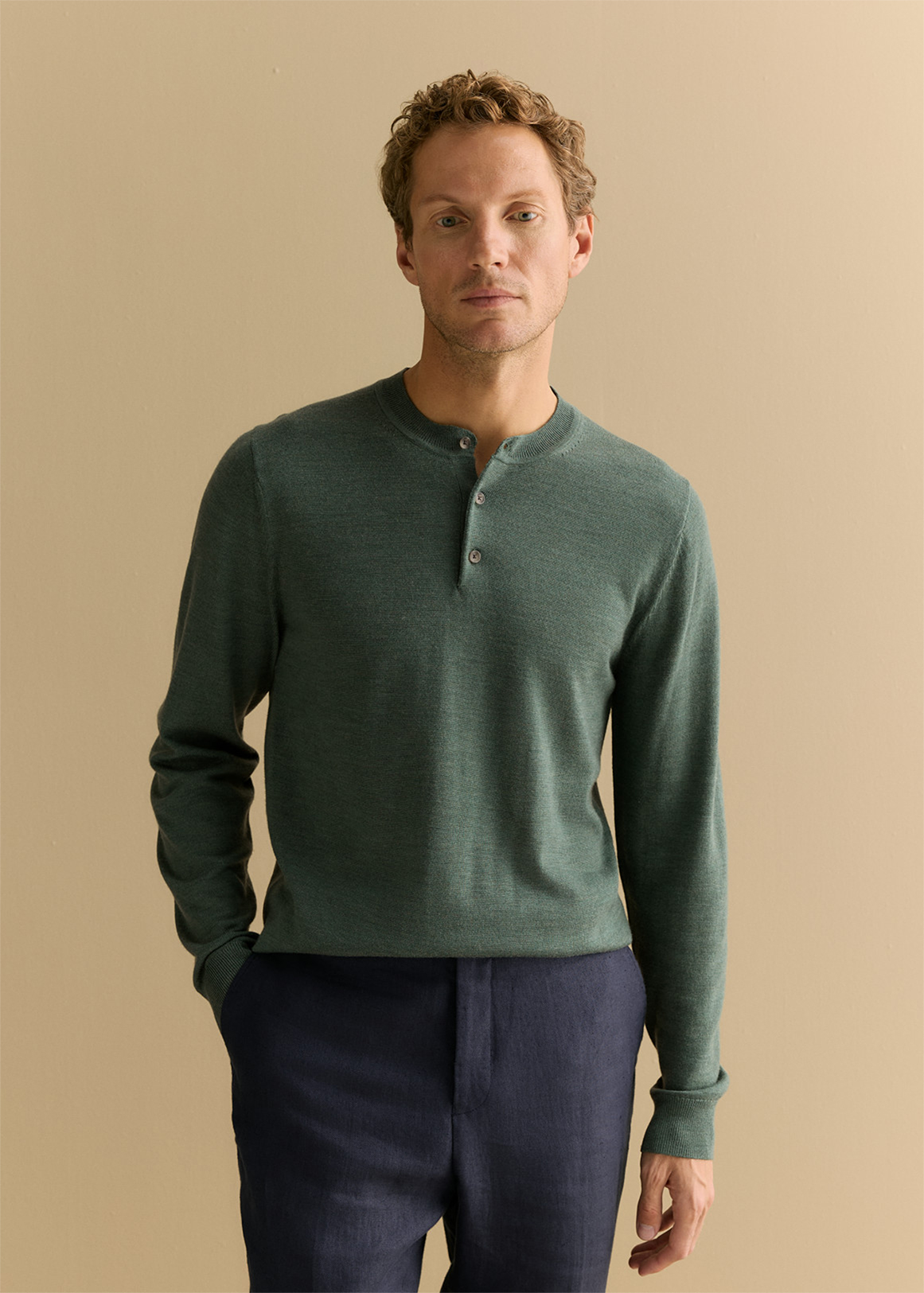 Wool Jersey Henley L/S Tee サイズM Merino Knit Henley | Woolworths.co.za