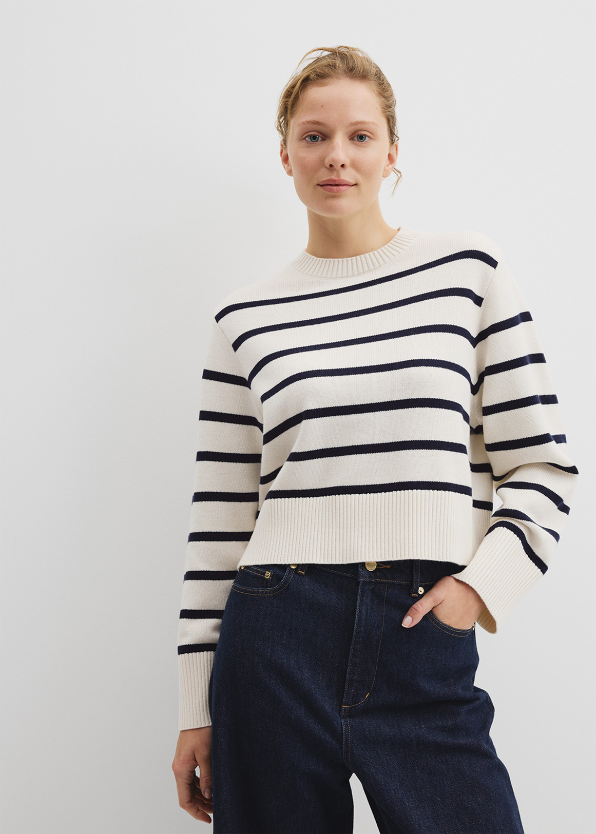 トップス stein PLEATED KNIT CREW NECK Organically Grown Cotton Blend Crop Crew Neck Knit | Woolworths.co.za