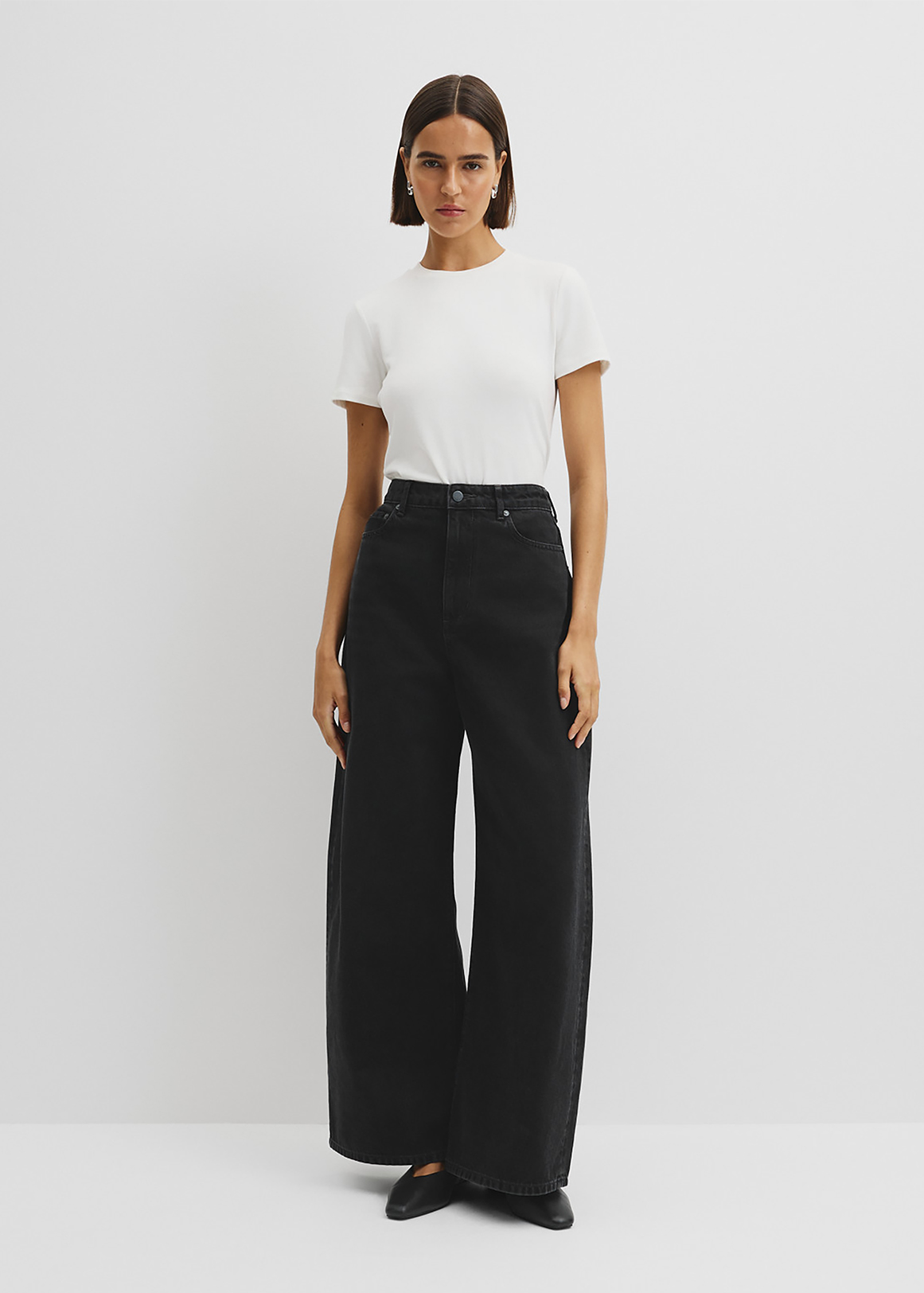 Curved Wide Leg Jean | Woolworths.co.za